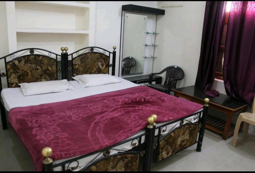 Couple Friendly Hotel - Sunset Orchha Dış mekan fotoğraf